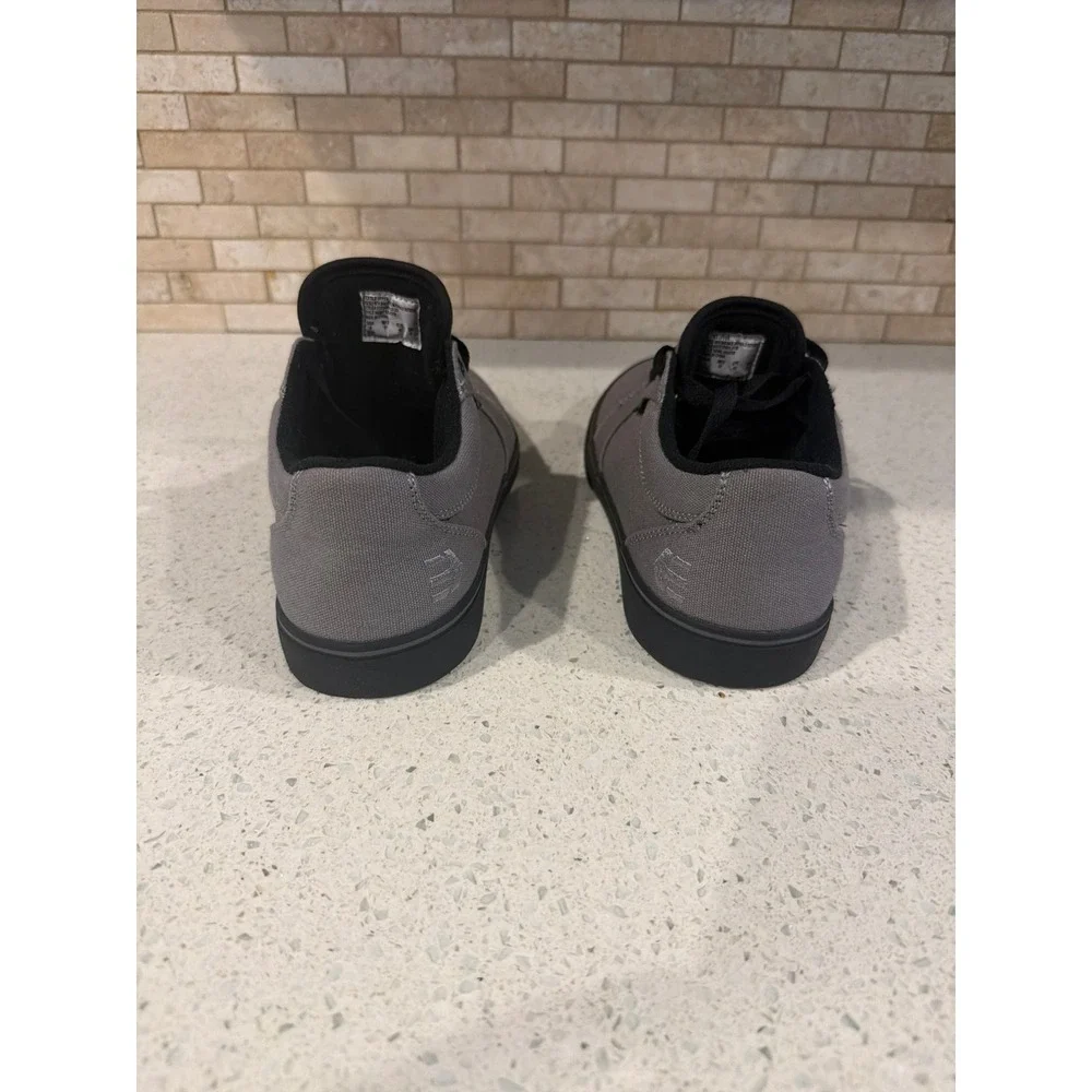 Etnies Skate Shoes Gray Black Men's Size 9‎ Skateboard Sneakers